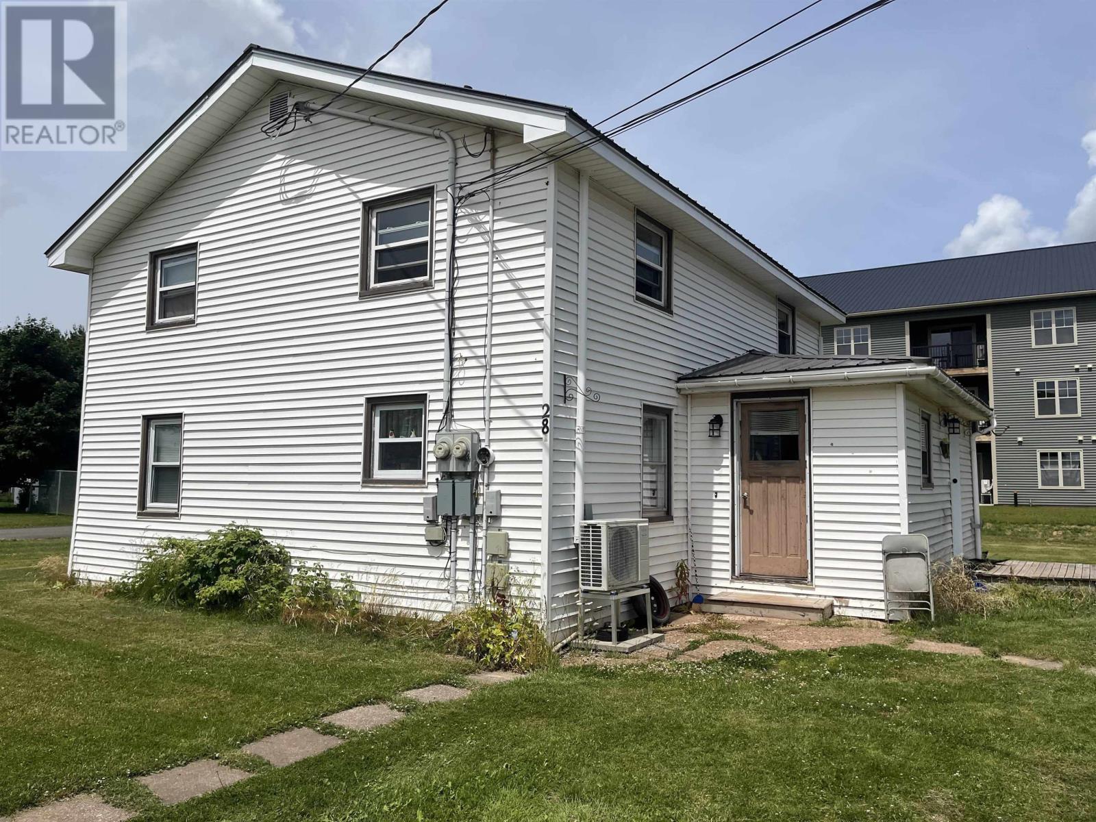 28 Central Street, Montague, Prince Edward Island  C0A 1R0 - Photo 2 - 202516001