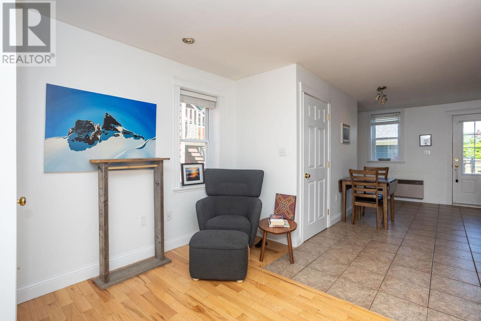 14 Hillsborough Street, Charlottetown, Prince Edward Island  C1A 4V6 - Photo 2 - 202516275