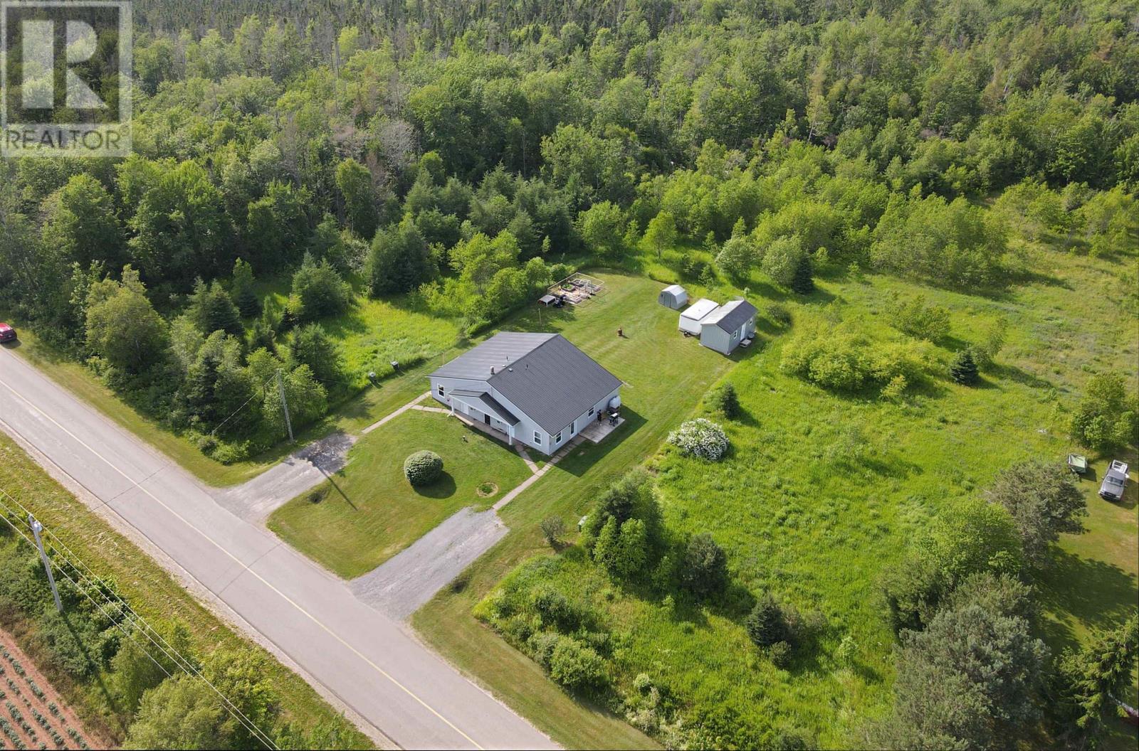 1736-1740 Robertson Road, Brudenell, Prince Edward Island  C0A 1R0 - Photo 10 - 202517096