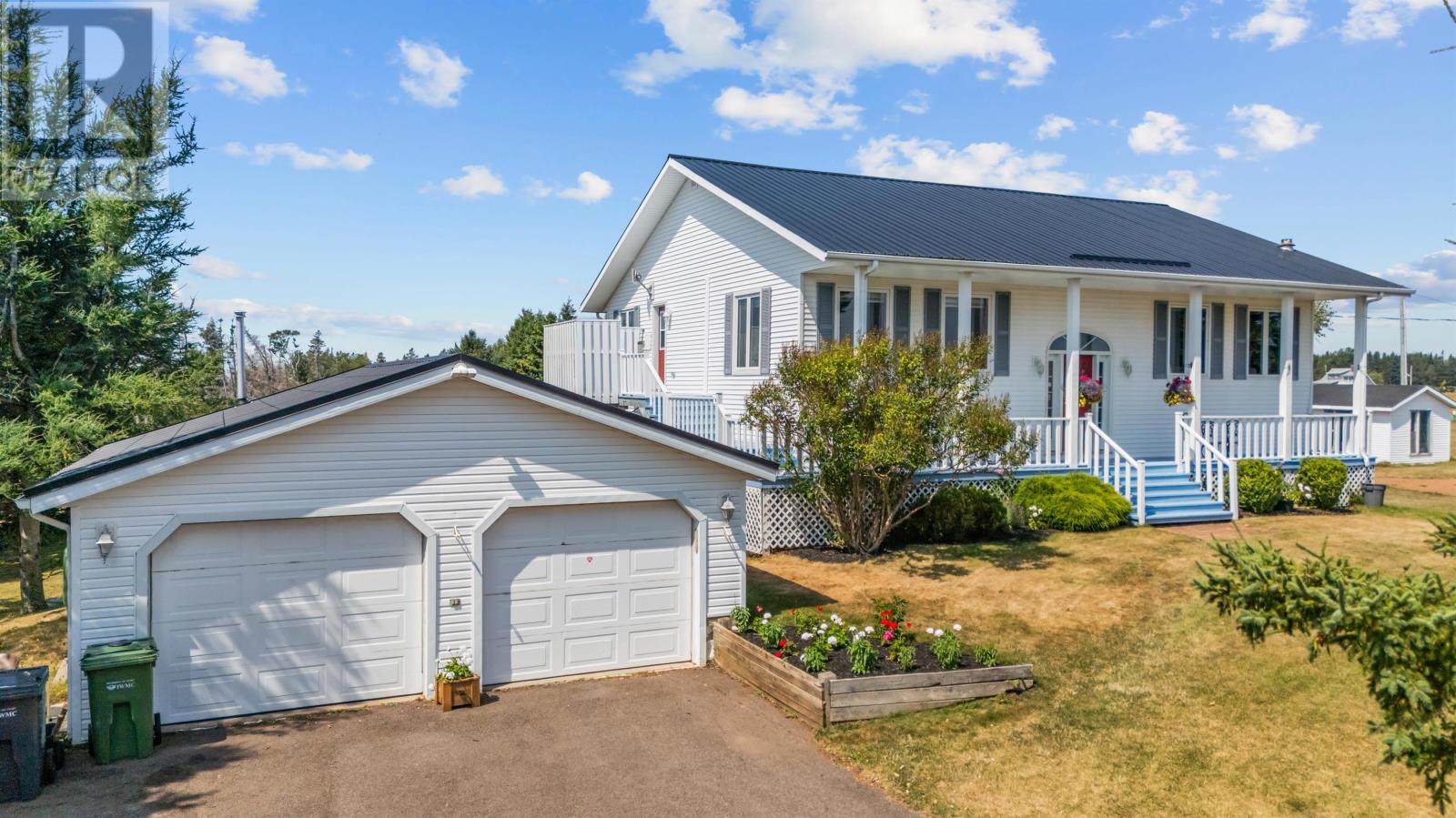 14988 Northside Road, Cable Head East, Prince Edward Island  C0A 2A0 - Photo 1 - 202521012