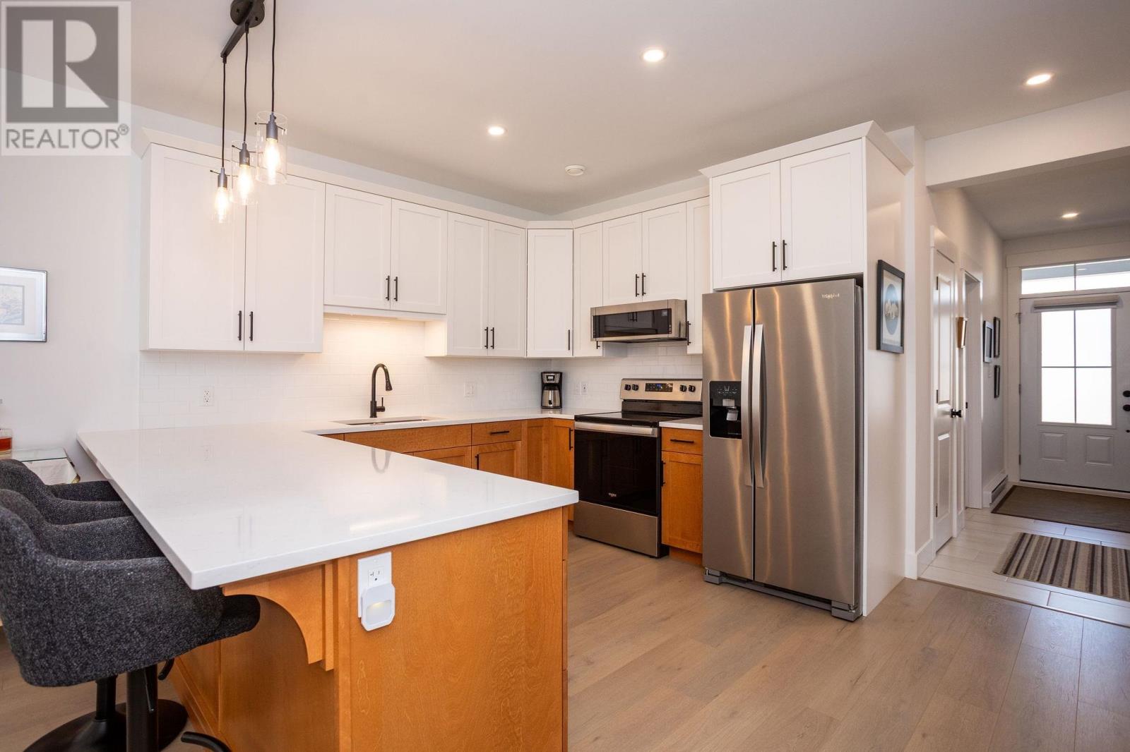 12 Captain James Crescent, Stratford, Prince Edward Island  C1B 4L6 - Photo 9 - 202522451