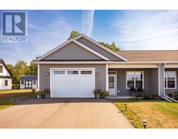 12 Captain James Crescent, stratford, Prince Edward Island