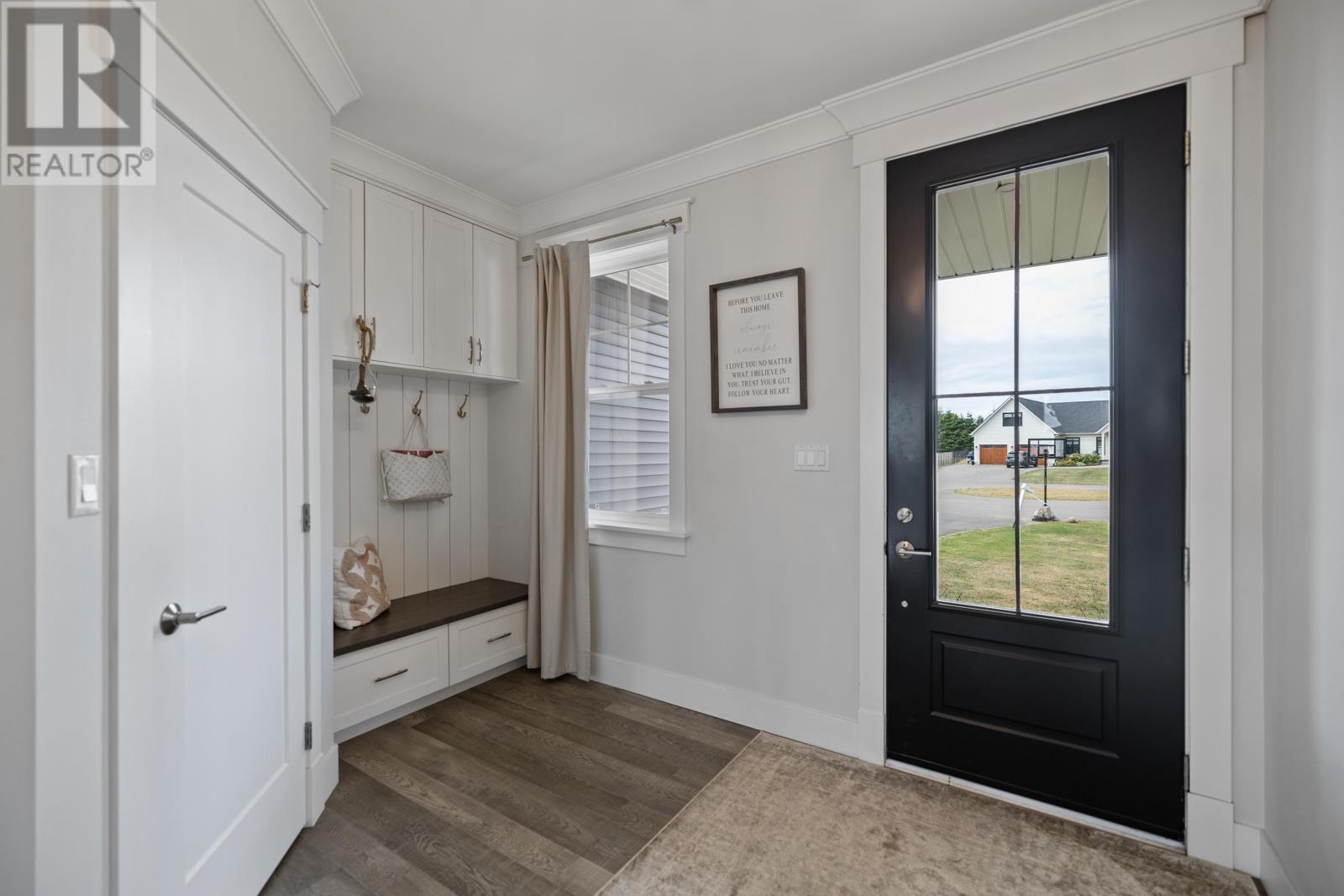 14 Craigavon Court, Stratford, Prince Edward Island  C1B 4C4 - Photo 4 - 202522753