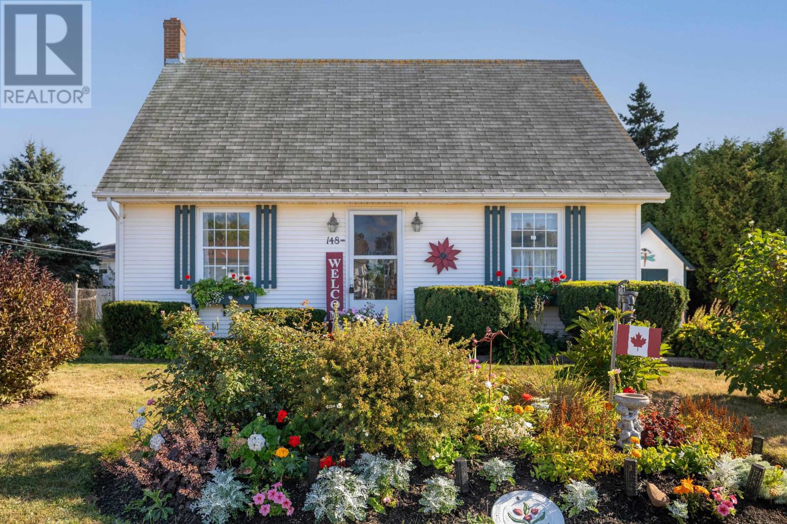 148 Westridge Crescent, Charlottetown, Prince Edward Island  C1A 9E7 - Photo 2 - 202523244