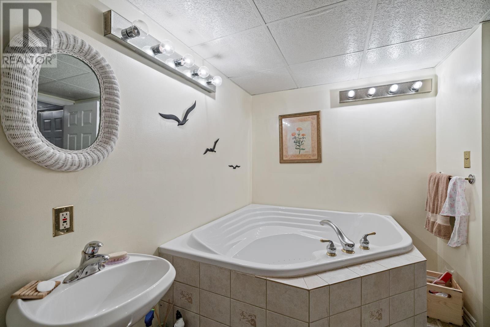 148 Westridge Crescent, Charlottetown, Prince Edward Island  C1A 9E7 - Photo 32 - 202523244