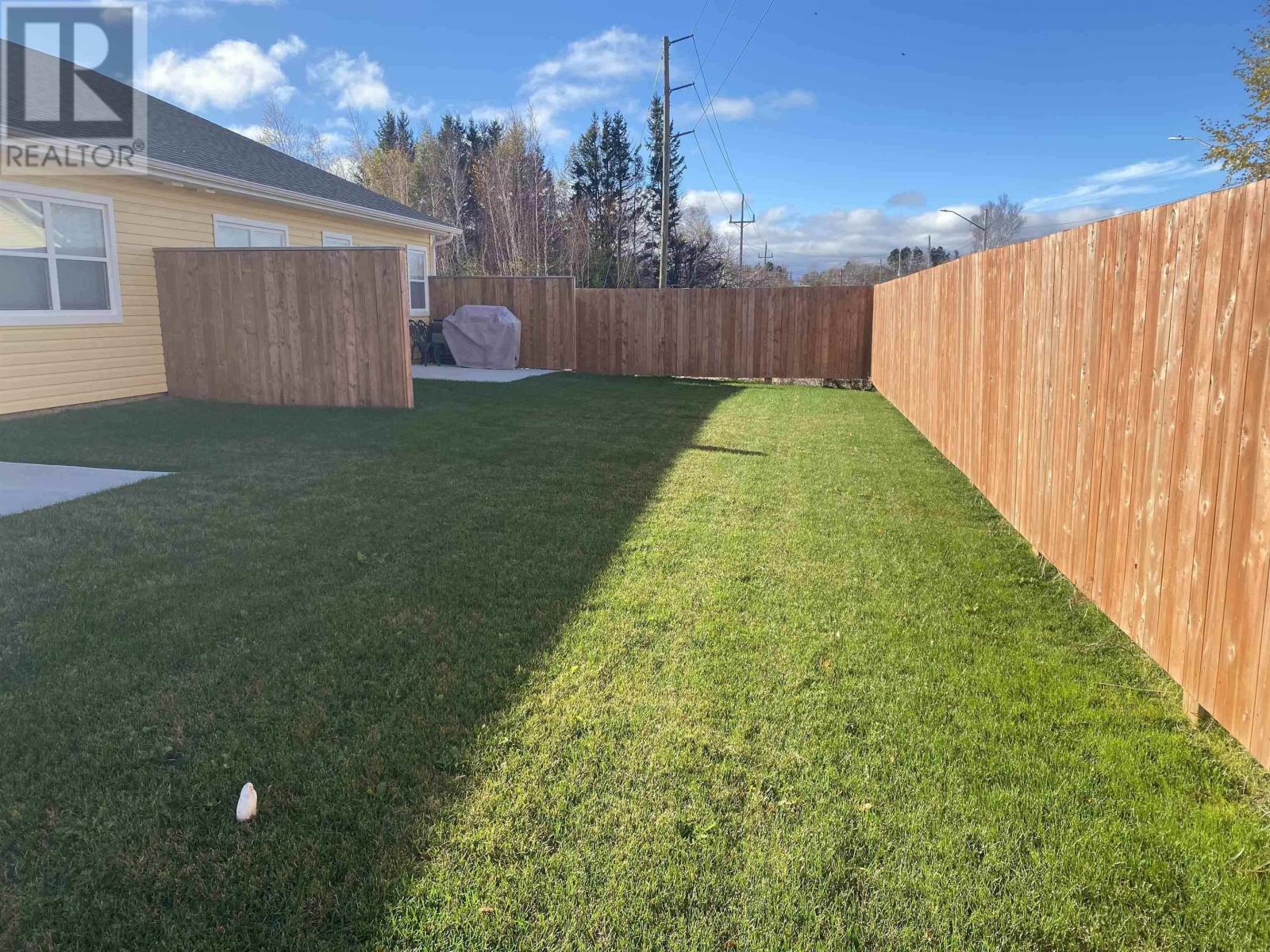 127 Oak Drive, Charlottetown, Prince Edward Island  C1A 7Y8 - Photo 3 - 202523990