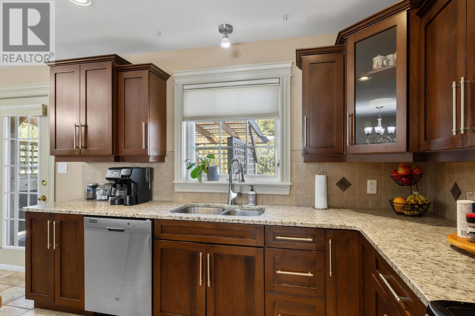 15 Picton Beete Crescent, Stratford, Prince Edward Island C1B 0C1 - Photo 11 - 202524208