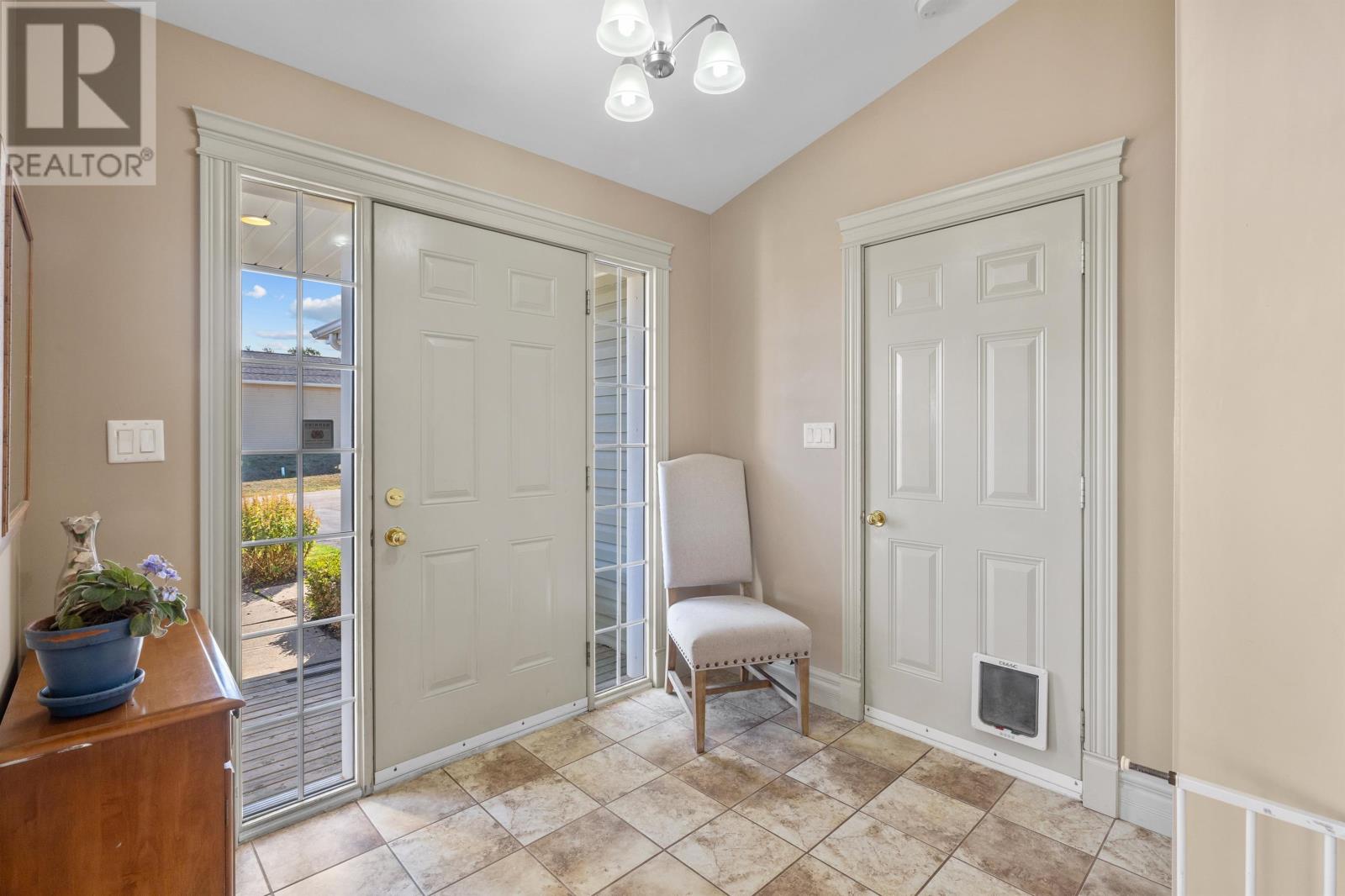 15 Picton Beete Crescent, Stratford, Prince Edward Island C1B 0C1 - Photo 3 - 202524208