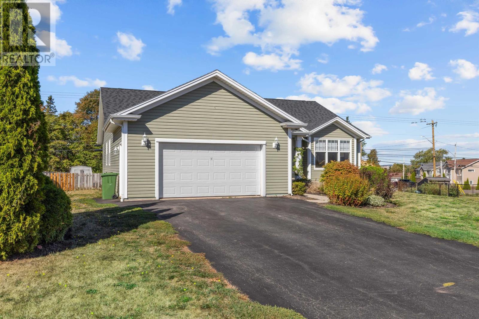 15 Picton Beete Crescent, Stratford, Prince Edward Island C1B 0C1 - Photo 37 - 202524208