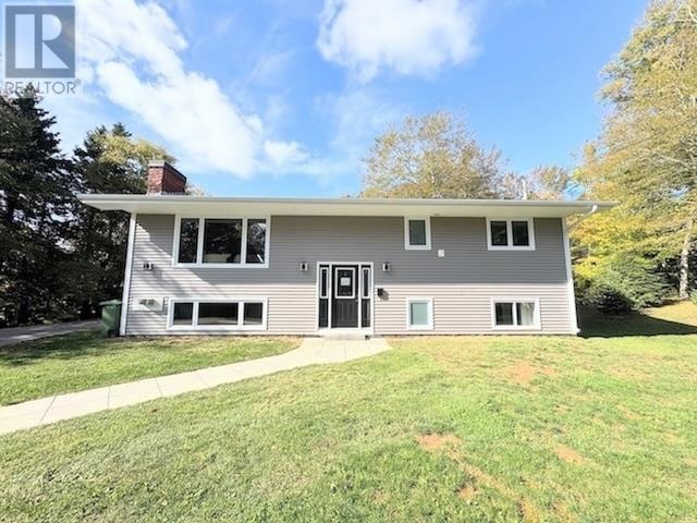 123 Parkside Drive, Charlottetown, Prince Edward Island  C1E 1M5 - Photo 4 - 202525057