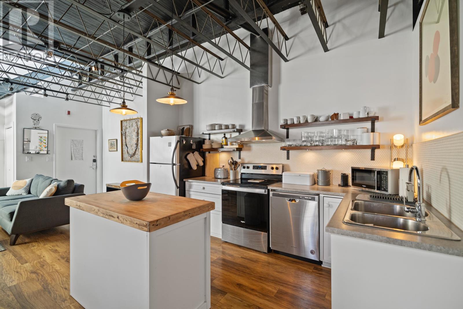 22 252 Prince Street, Charlottetown, Prince Edward Island  C1A 4S1 - Photo 14 - 202525944