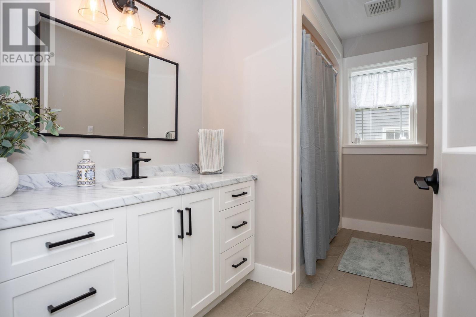 28 Emily Drive, Charlottetown, Prince Edward Island  C1C 0S5 - Photo 21 - 202525954