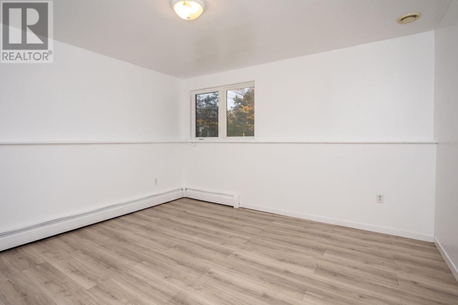 7 Crestview Drive, Charlottetown, Prince Edward Island  C1E 1N4 - Photo 32 - 202526888