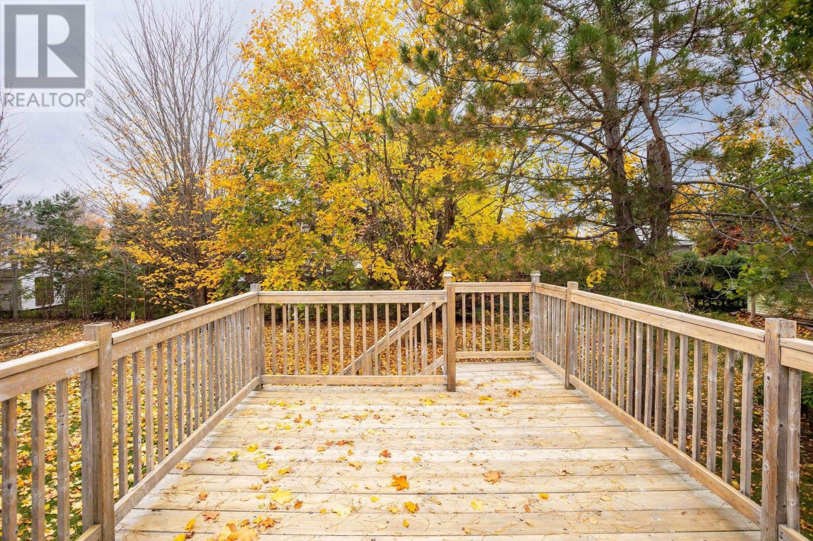 7 Crestview Drive, Charlottetown, Prince Edward Island  C1E 1N4 - Photo 39 - 202526888