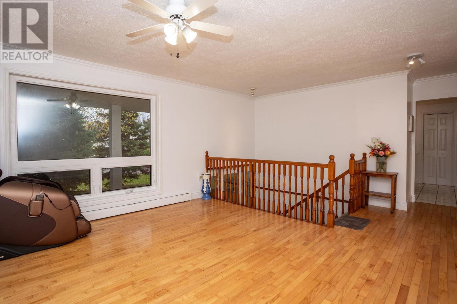 7 Crestview Drive, Charlottetown, Prince Edward Island  C1E 1N4 - Photo 7 - 202526888