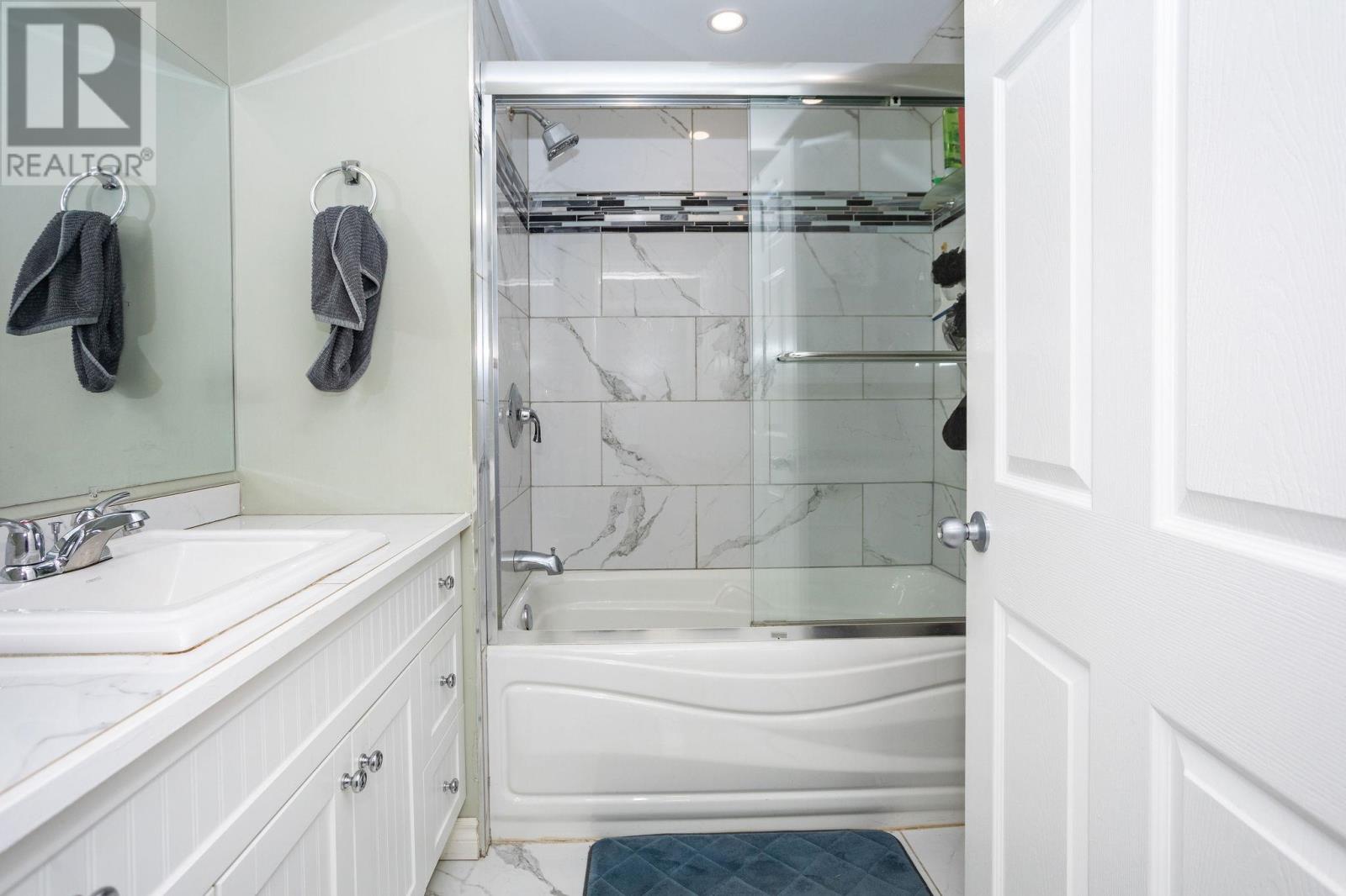 67 Victoria Street, Charlottetown, Prince Edward Island  C1A 2B4 - Photo 18 - 202526915