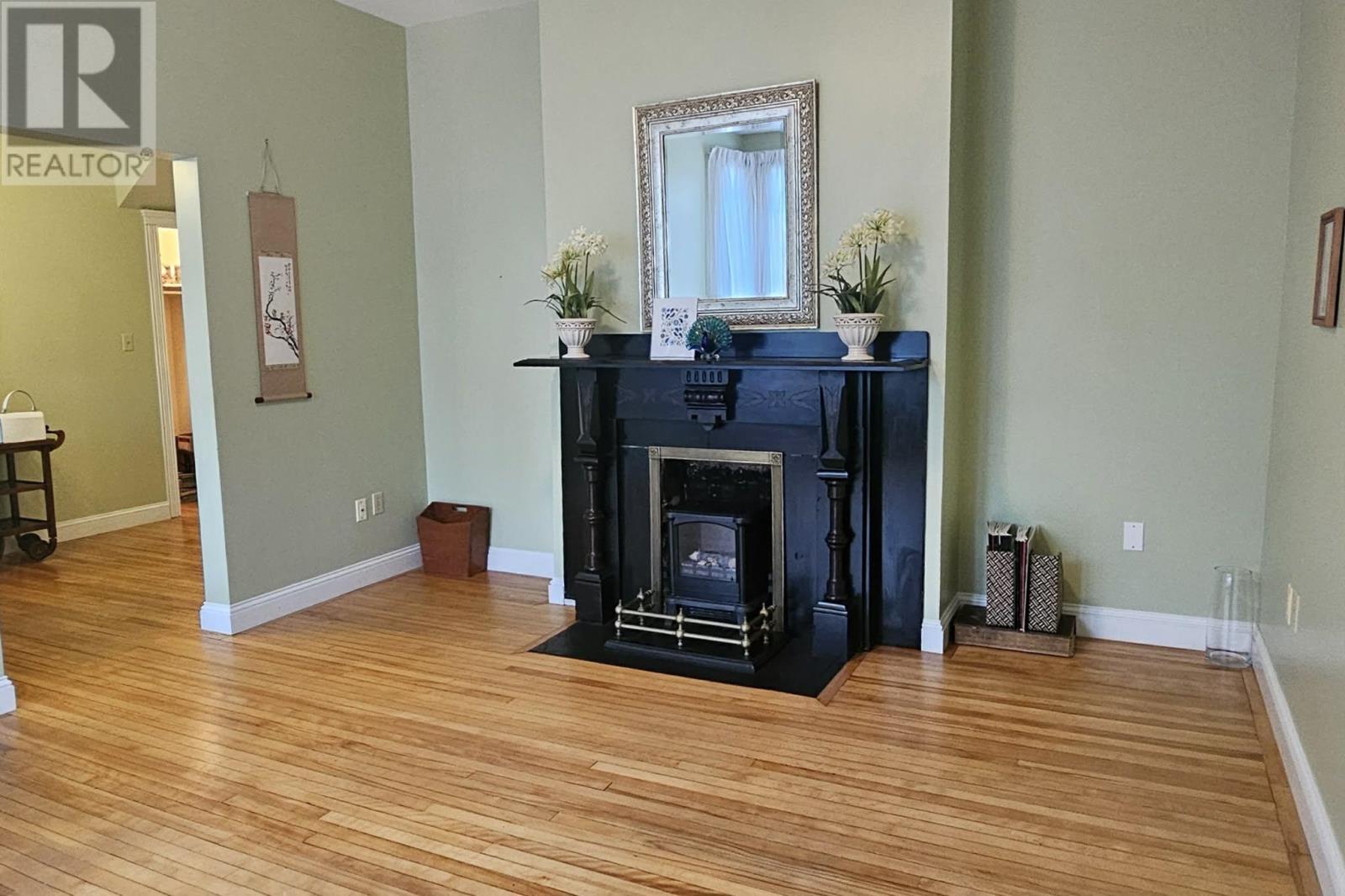 202 Euston Street, Charlottetown, Prince Edward Island  C1A 1W8 - Photo 9 - 202526997