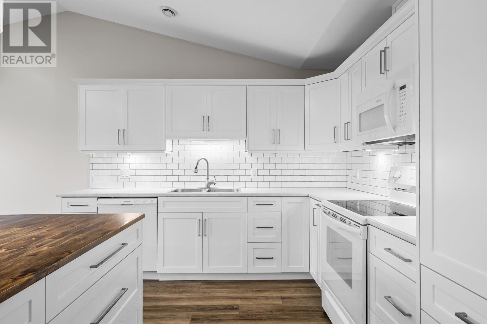 190 Putters Street, Summerside, Prince Edward Island  C1N 4M7 - Photo 14 - 202528167