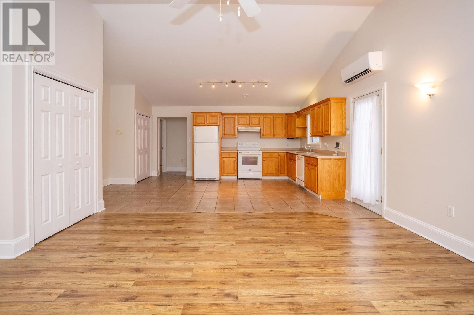 61 Marion Drive, Stratford, Prince Edward Island  C1B 2A2 - Photo 10 - 202529052