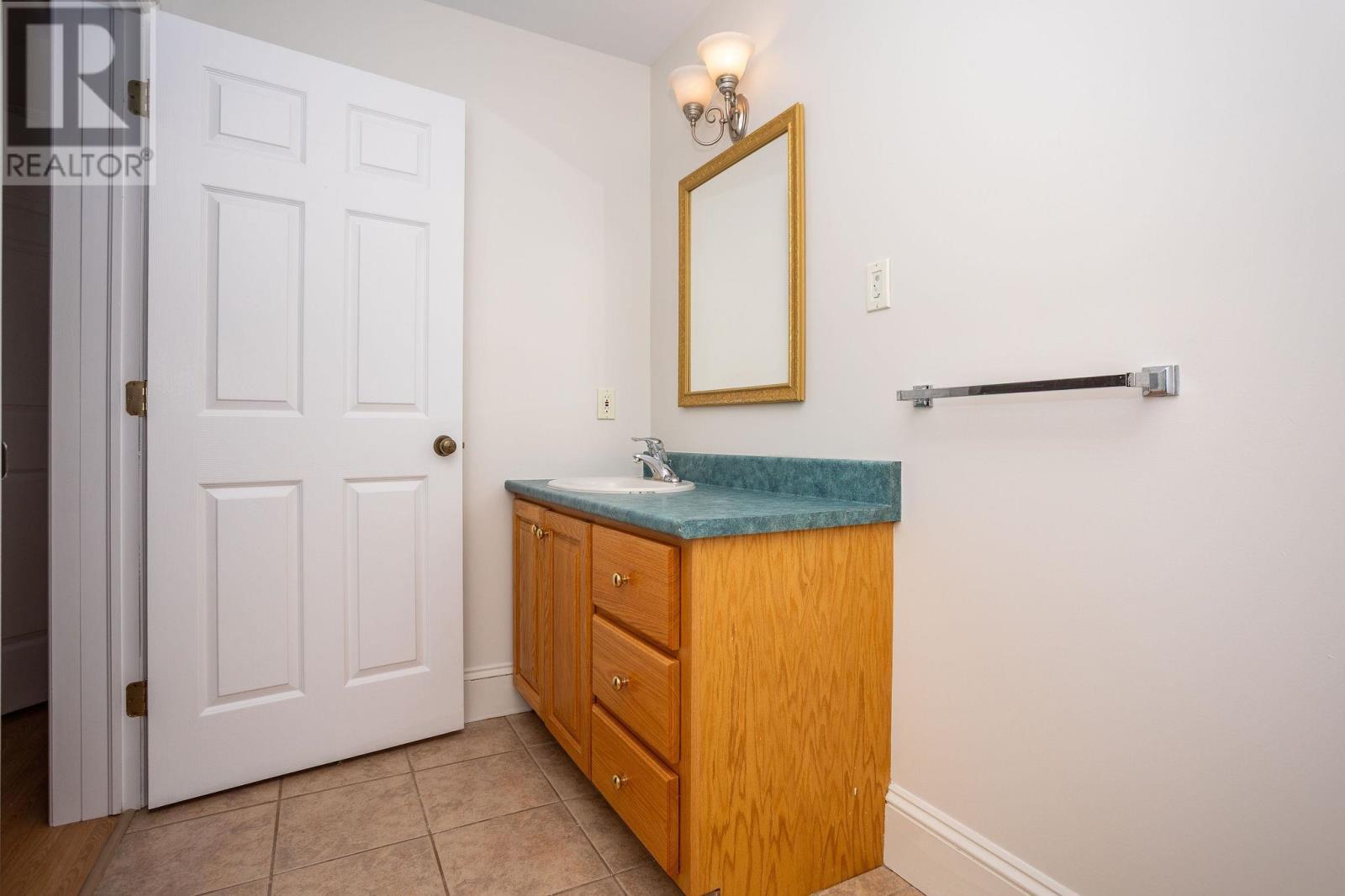 61 Marion Drive, Stratford, Prince Edward Island  C1B 2A2 - Photo 14 - 202529052