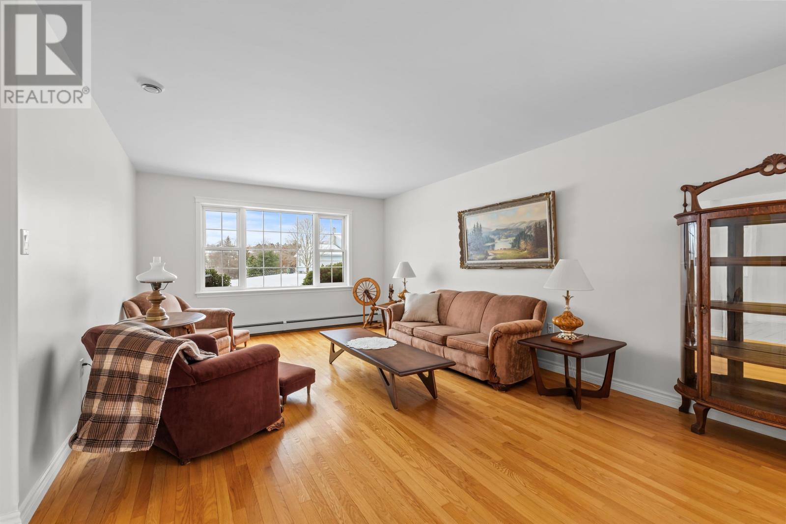 32 Oakland Drive, East Royalty, Prince Edward Island  C1P 1P4 - Photo 5 - 202529177