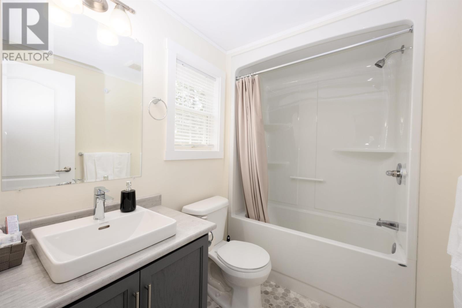 201 Britain Shore Road, Brackley Beach, Prince Edward Island  C1E 2P6 - Photo 23 - 202529235