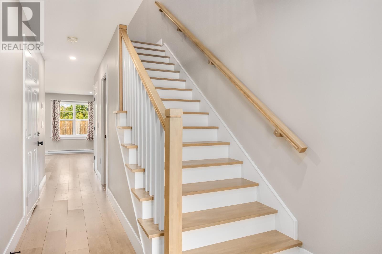 89 Harold Court, Cornwall, Prince Edward Island C0A 1H3 - Photo 3 - 202529297