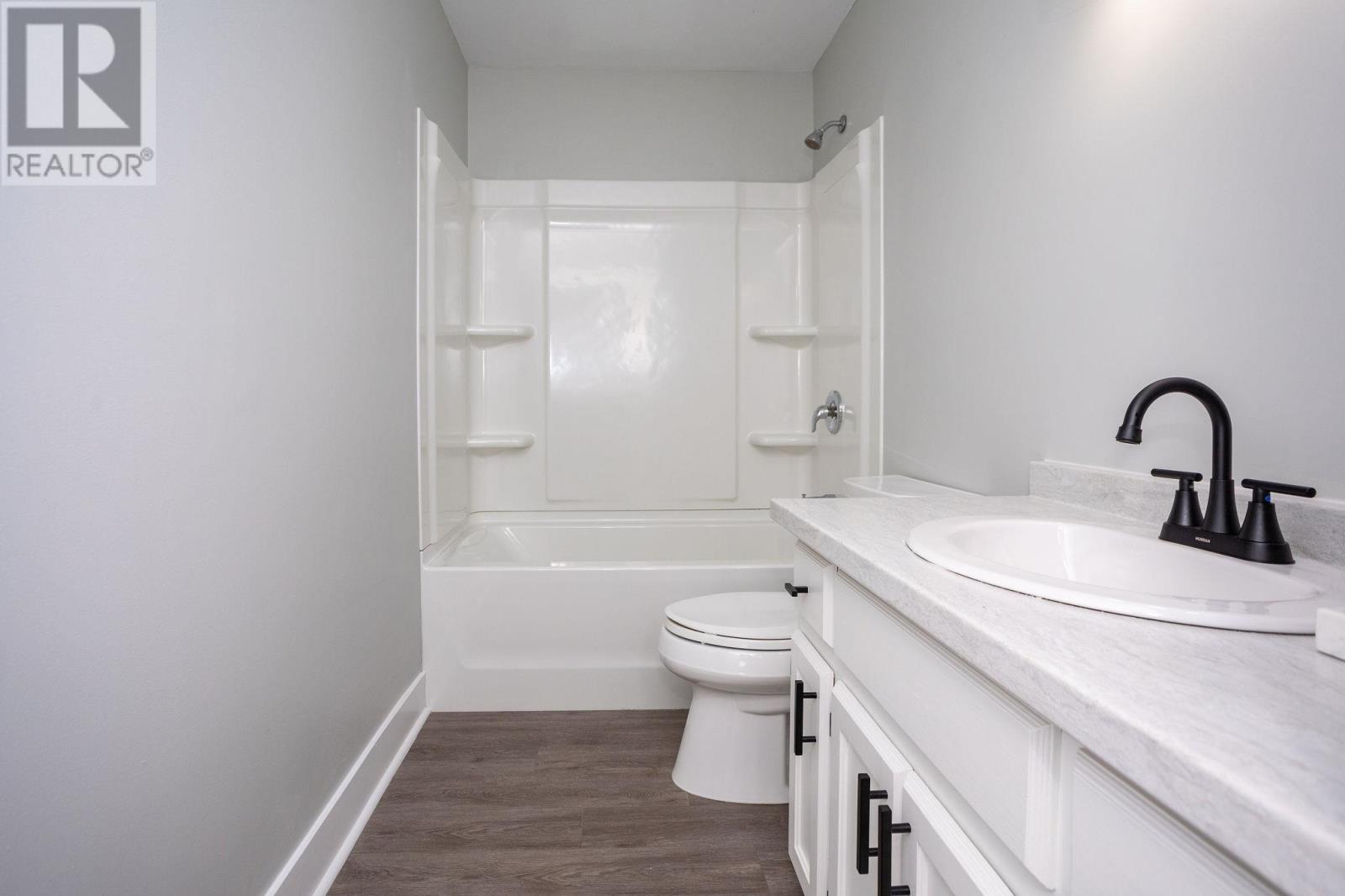 #5 8 Glen Stewart Drive, Stratford, Prince Edward Island C1B 2B3 - Photo 19 - 202603207
