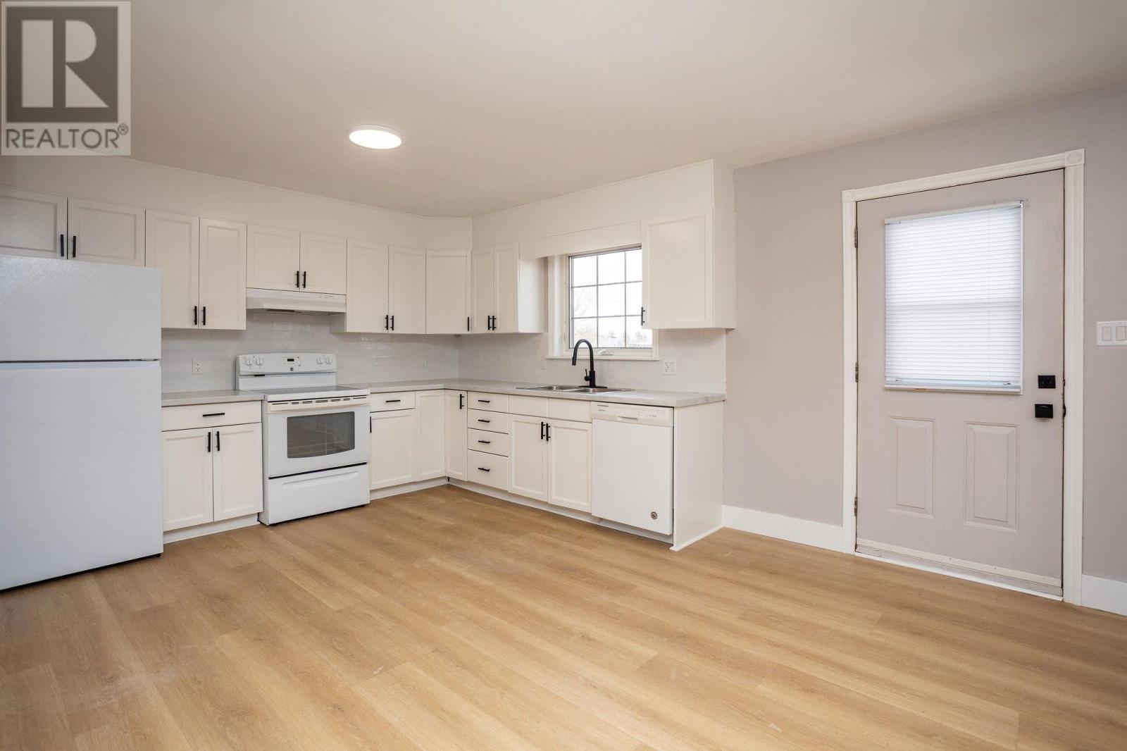2-14 Marshall Street, Rustico, Prince Edward Island C0A 1X0 - Photo 11 - 202605327