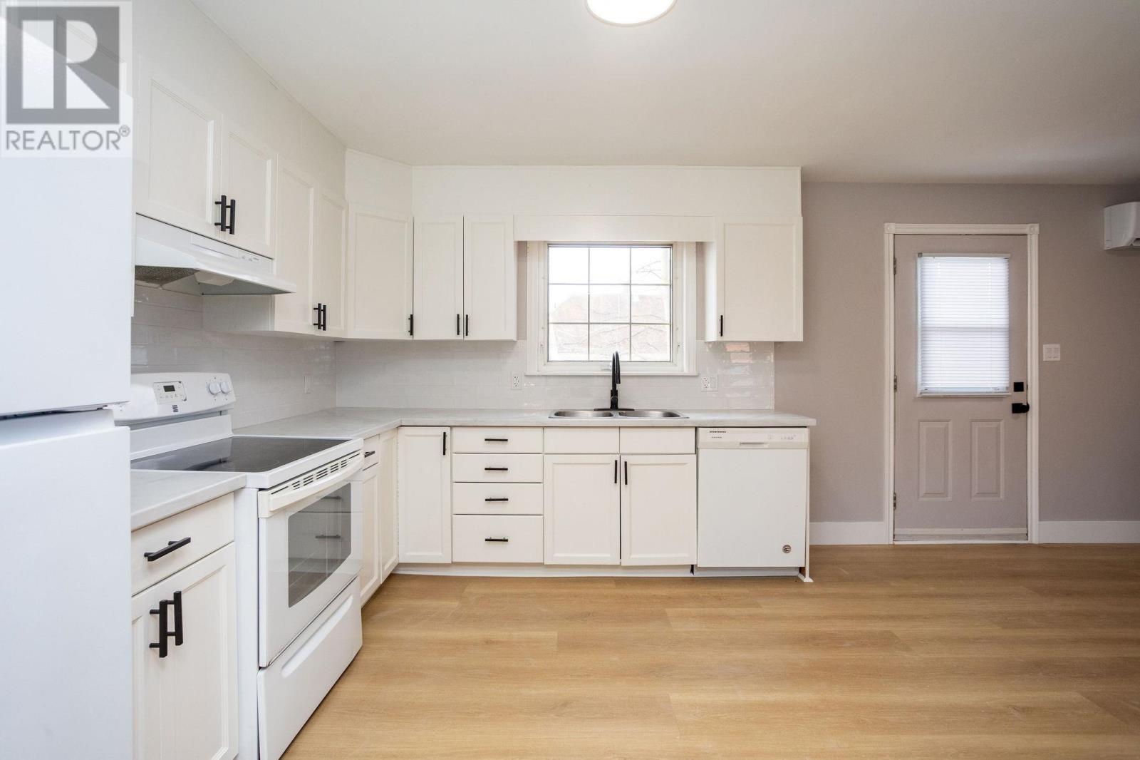 2-14 Marshall Street, Rustico, Prince Edward Island C0A 1X0 - Photo 12 - 202605327