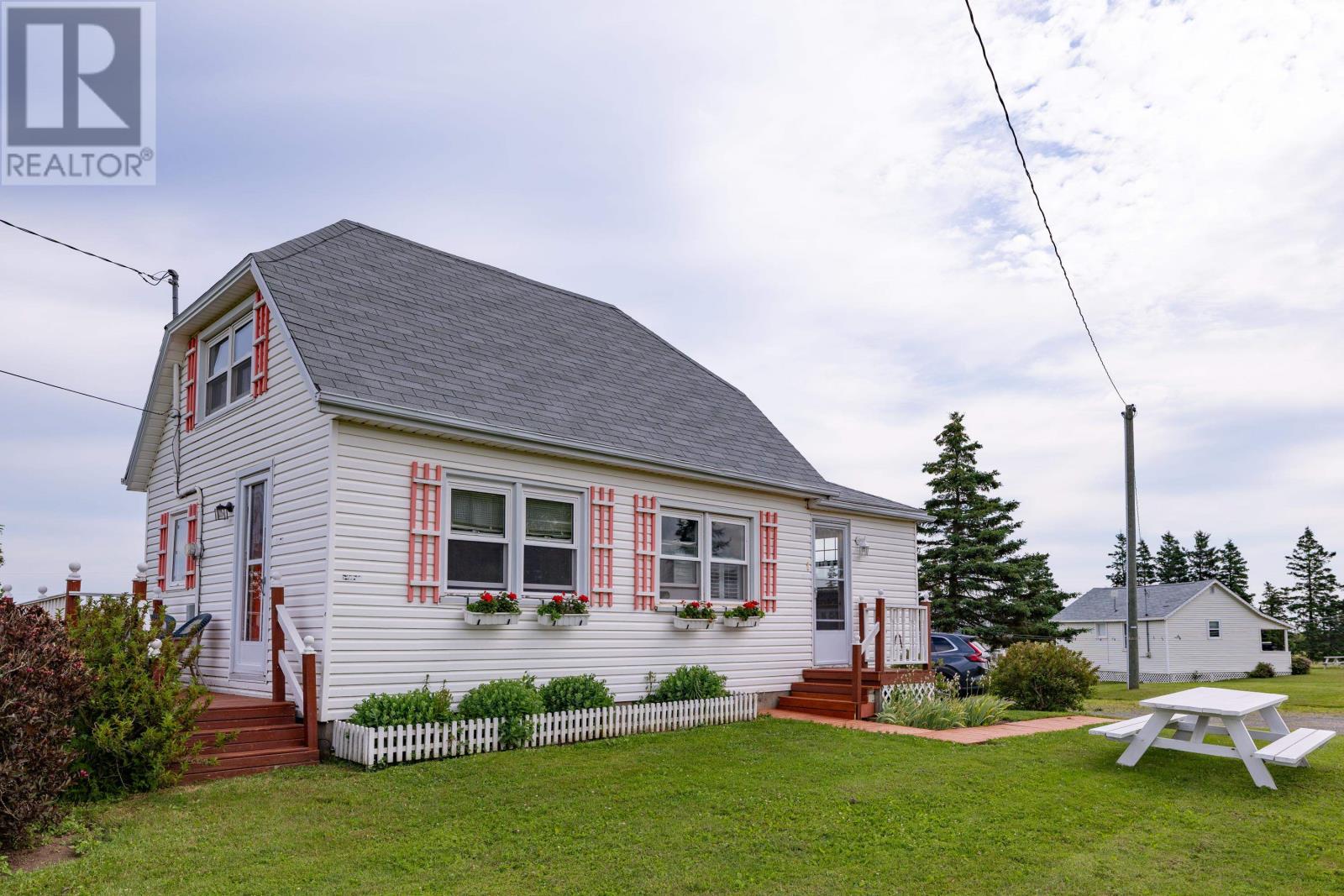 6888 Route 13, Cavendish, Prince Edward Island  C0A 1N0 - Photo 3 - 202607355