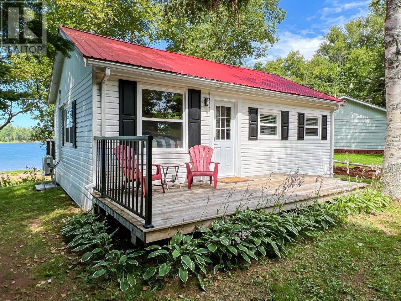115 Roderick Mackenzie Lane, Lower Montague, Prince Edward Island  C0A 1R0 - Photo 3 - 202607360