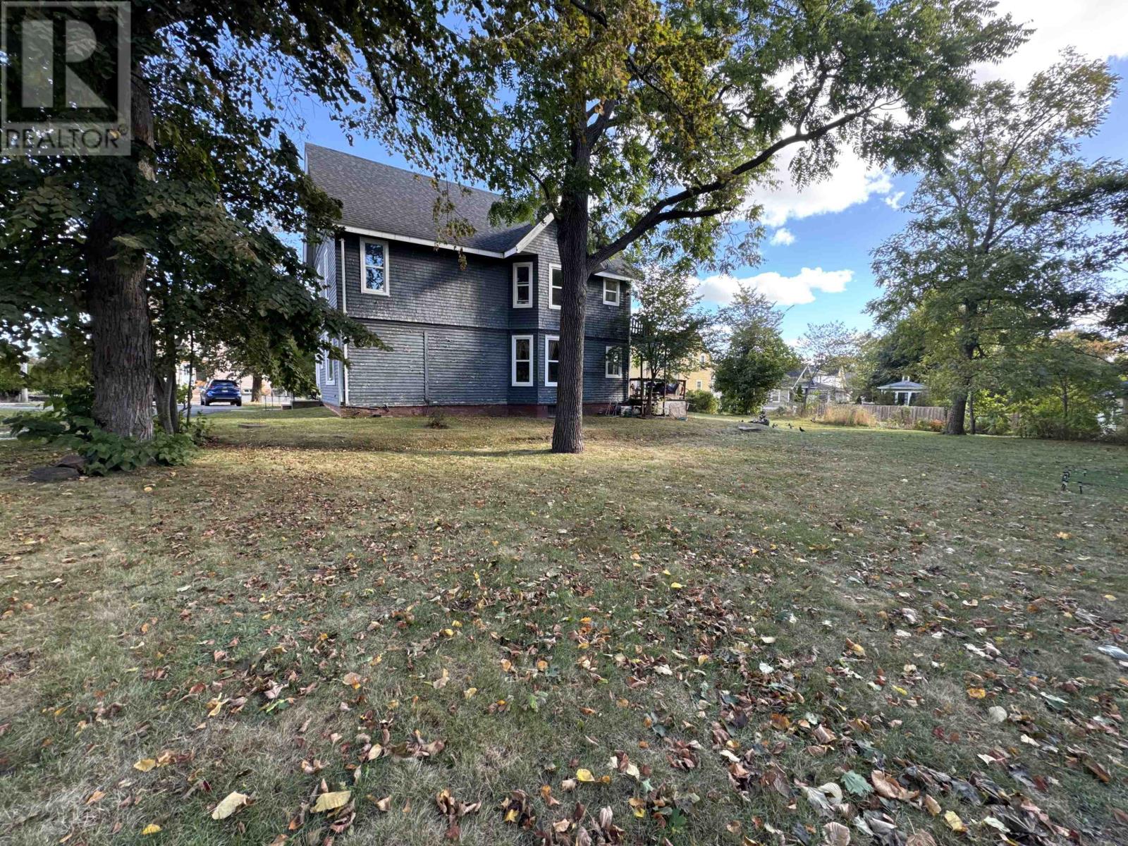 70 Longworth Avenue, Charlottetown, Prince Edward Island  C1A 5A5 - Photo 3 - 202607847