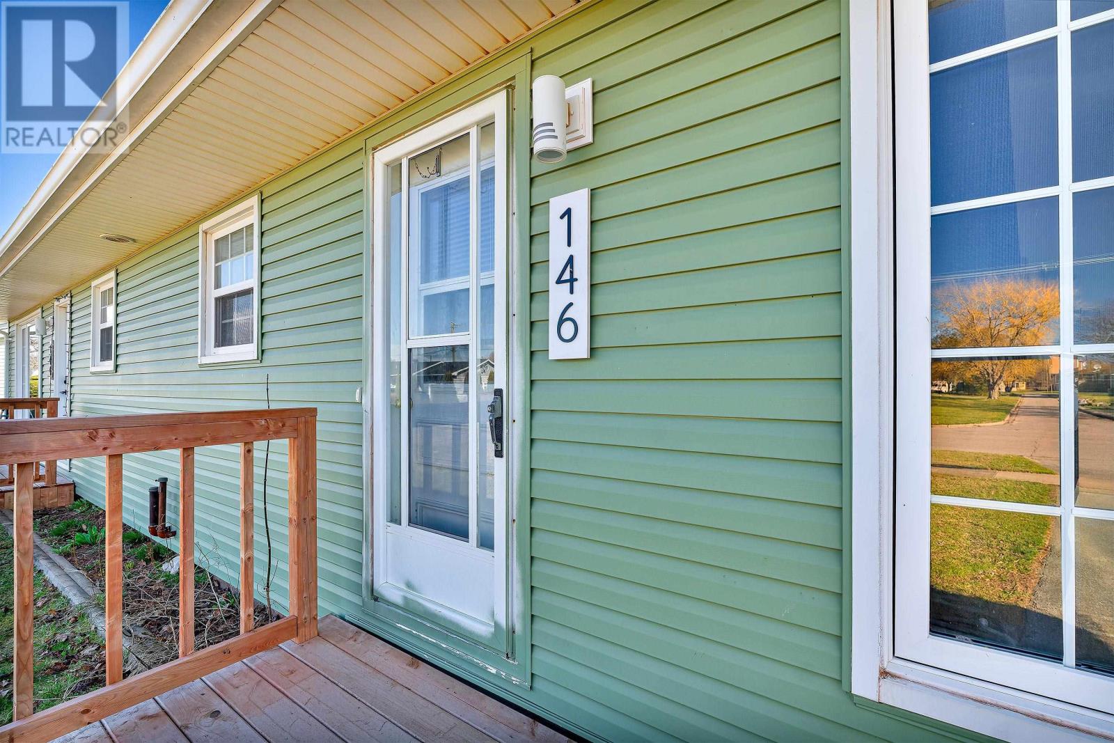 146 Lefurgey Avenue, Summerside, Prince Edward Island C1N 2L8 - Photo 3 - 202608562