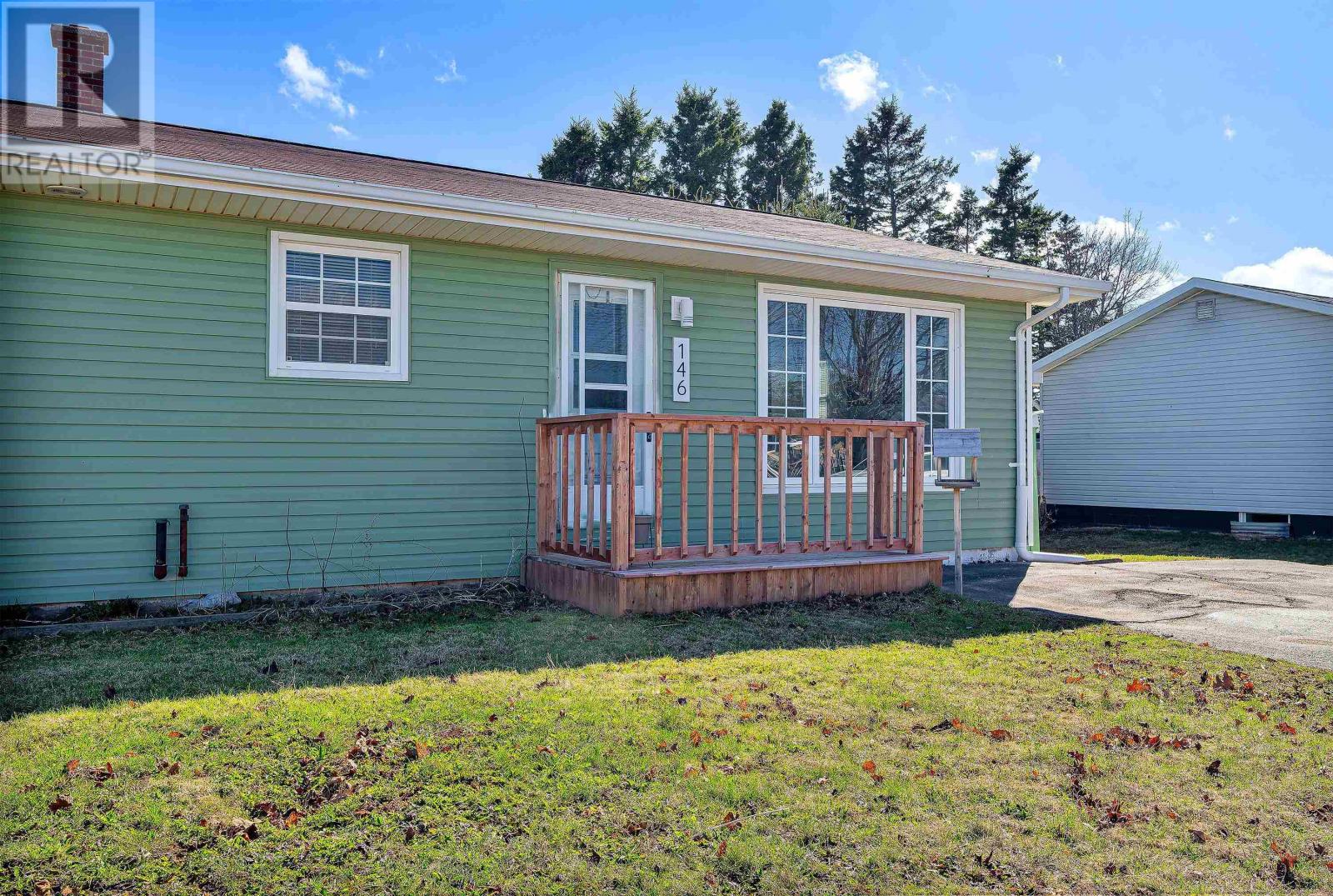 146 Lefurgey Avenue, Summerside, Prince Edward Island C1N 2L8 - Photo 4 - 202608562
