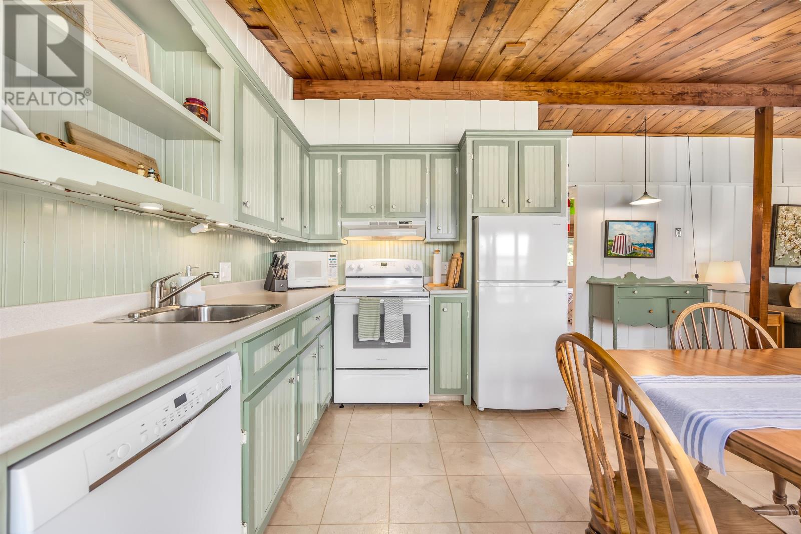 18 Seawood Drive, Stanley Bridge, Prince Edward Island  C0A 1N0 - Photo 11 - 202611637
