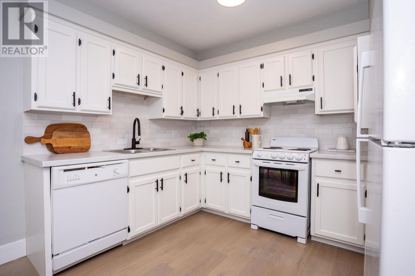 #7 8 Glen Stewart Drive, Stratford, Prince Edward Island C1B 2B3 - Photo 11 - 202613099