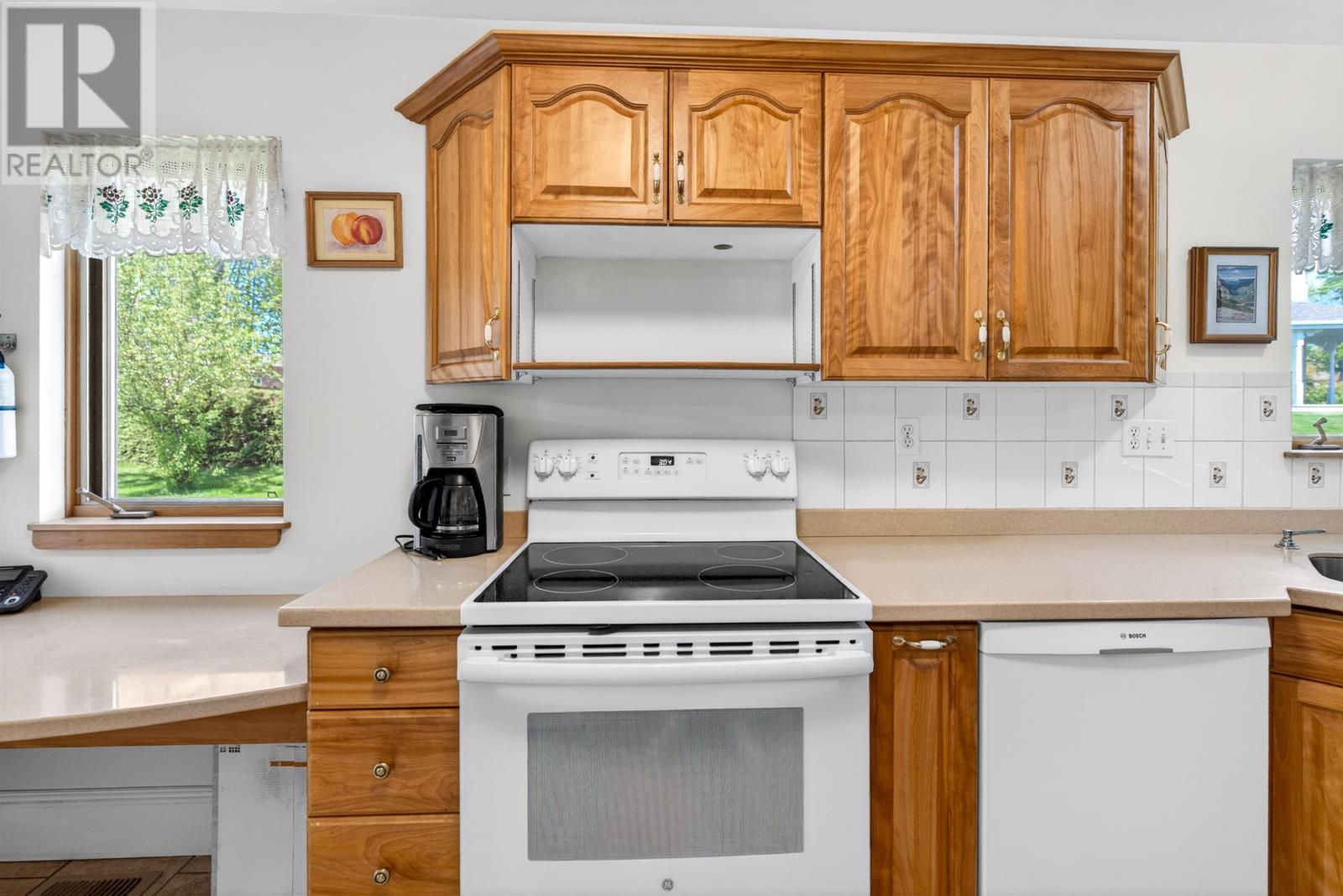 23 Hillside Drive, Charlottetown, Prince Edward Island  C1A 6H9 - Photo 11 - 202613593
